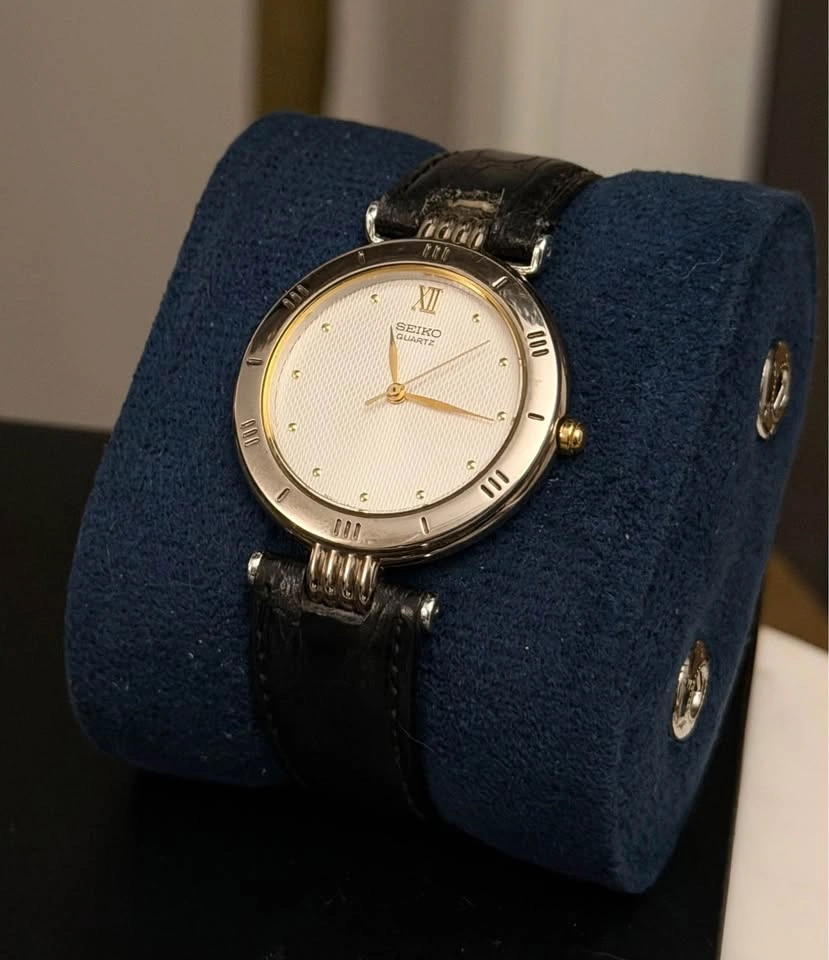 Seiko Quartz Watch Classic Roman numerals - photo 2