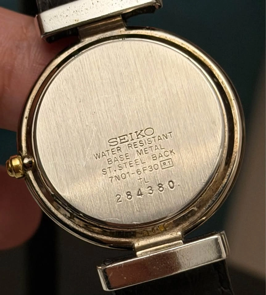 Seiko Quartz Watch Classic Roman numerals - photo 3