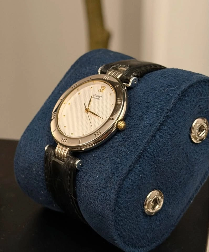 Seiko Quartz Watch Classic Roman numerals - photo 4