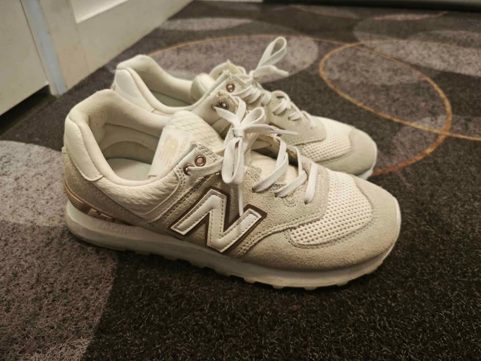Almost new New Balance 574 Sneaker - photo 2