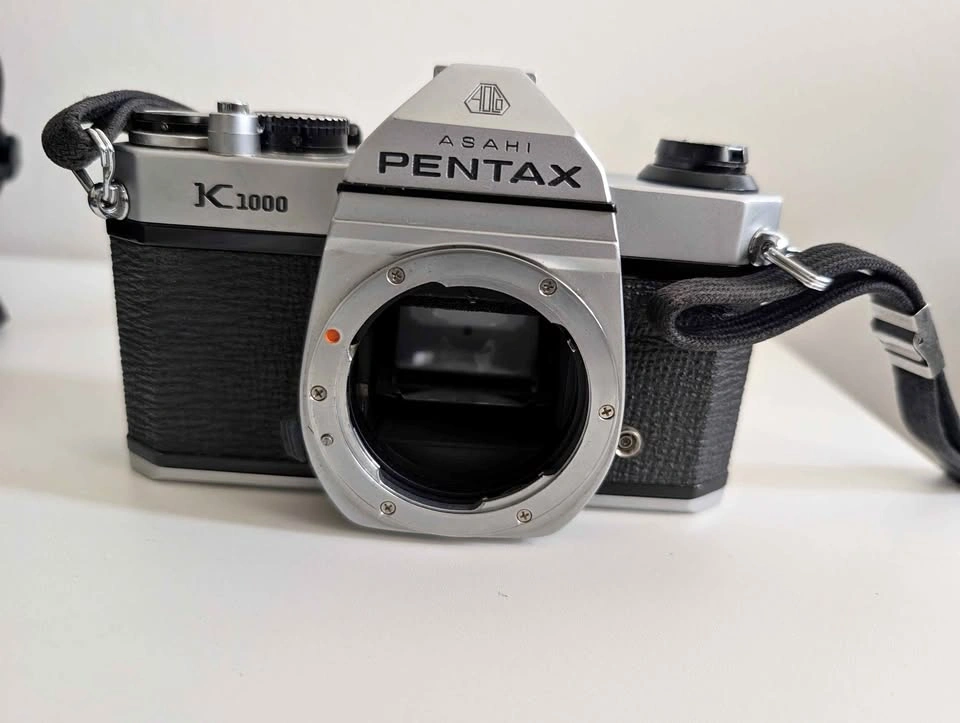 Asahi Pentax K1000 Film Camera