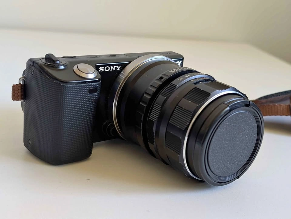 Sony NEX-5 Mirrorless Camera with 55mm f/1.8 Lens