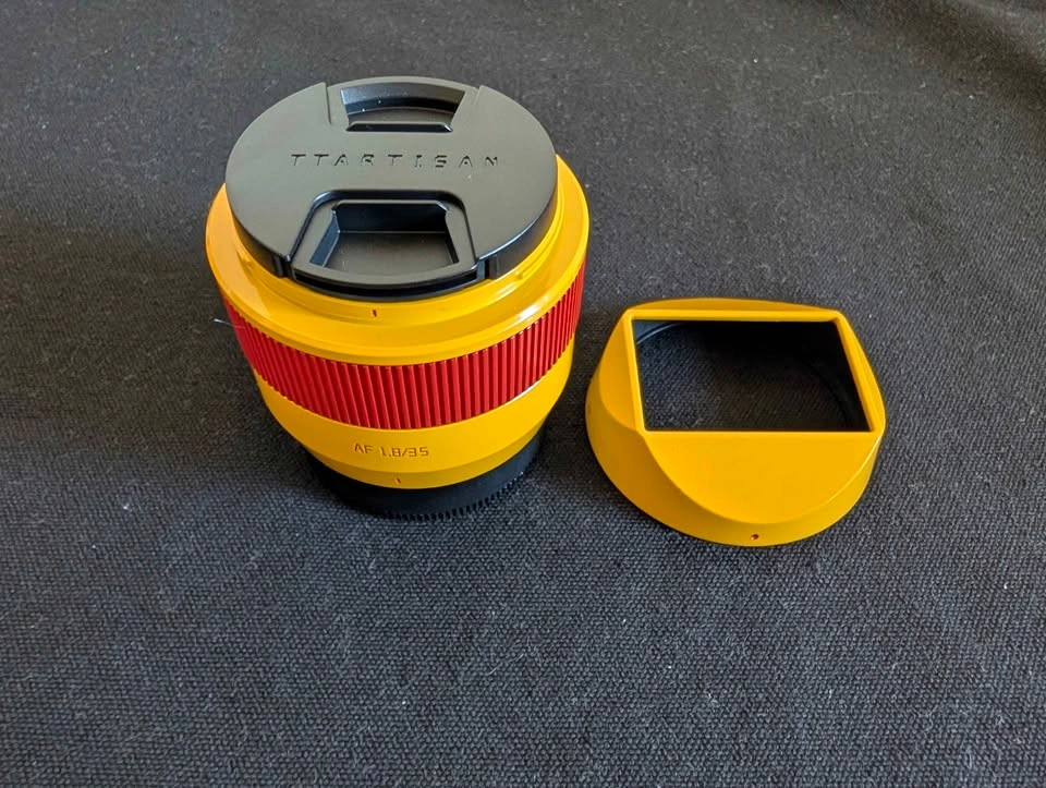 TTArtisan AF 35mm f/1.8 II Lens – Limited Edition Yellow/Red - photo 4