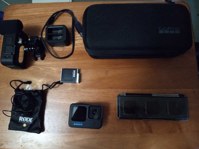 GoPro 11 with Media mod, Rode mic, ND Filters, Dual charger