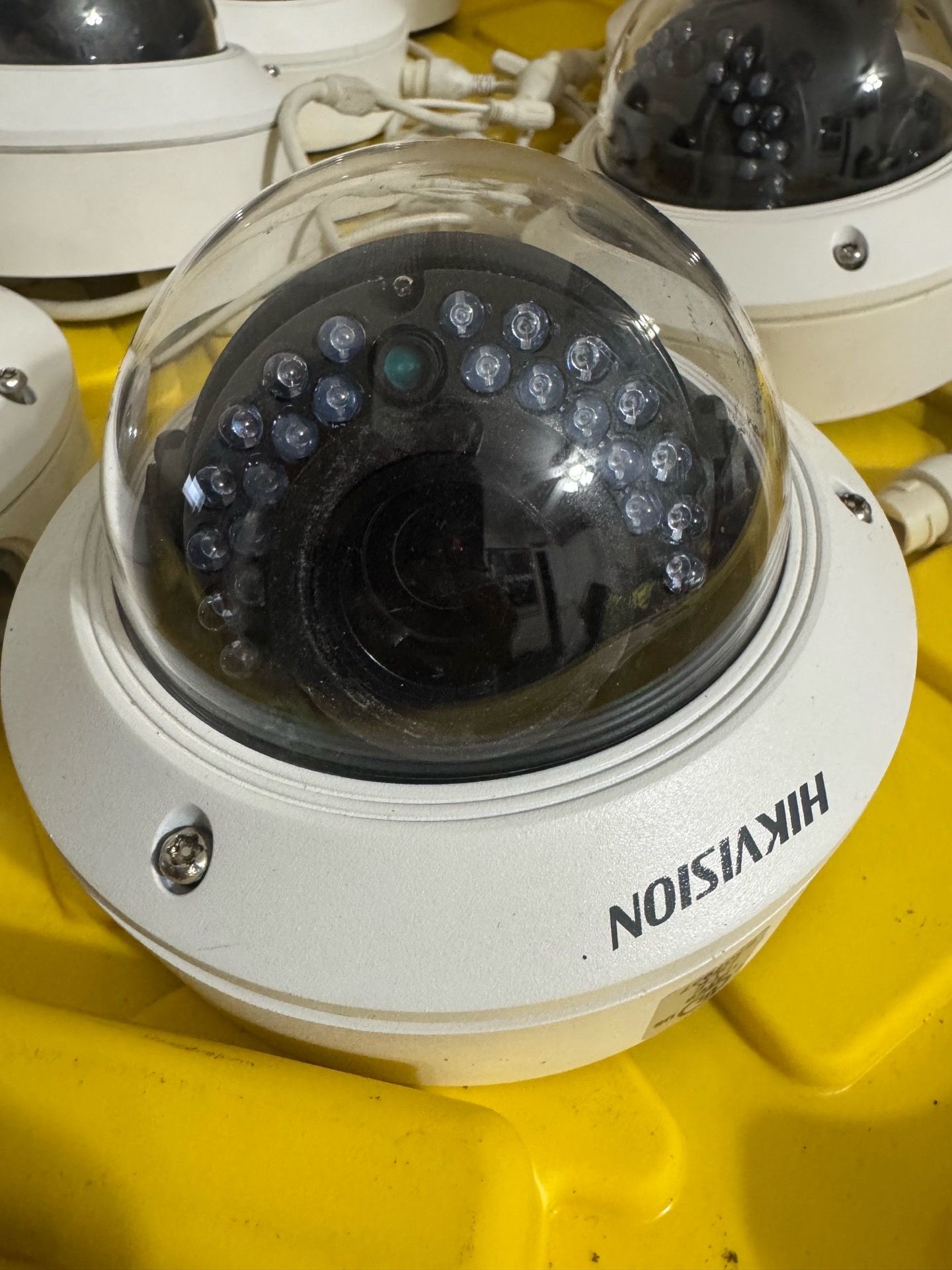Security cameras - photo 2
