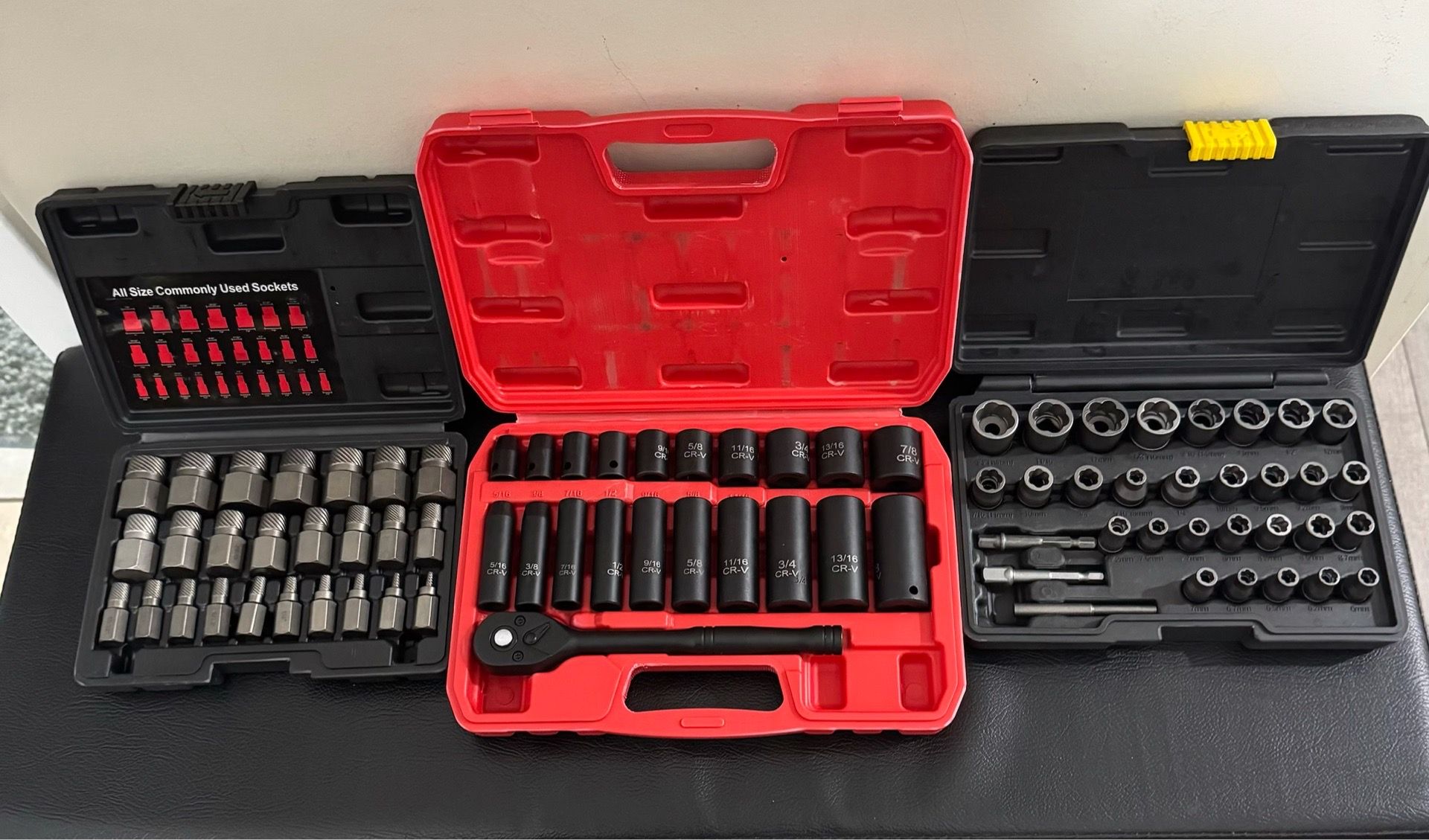 Socket sets and extractors