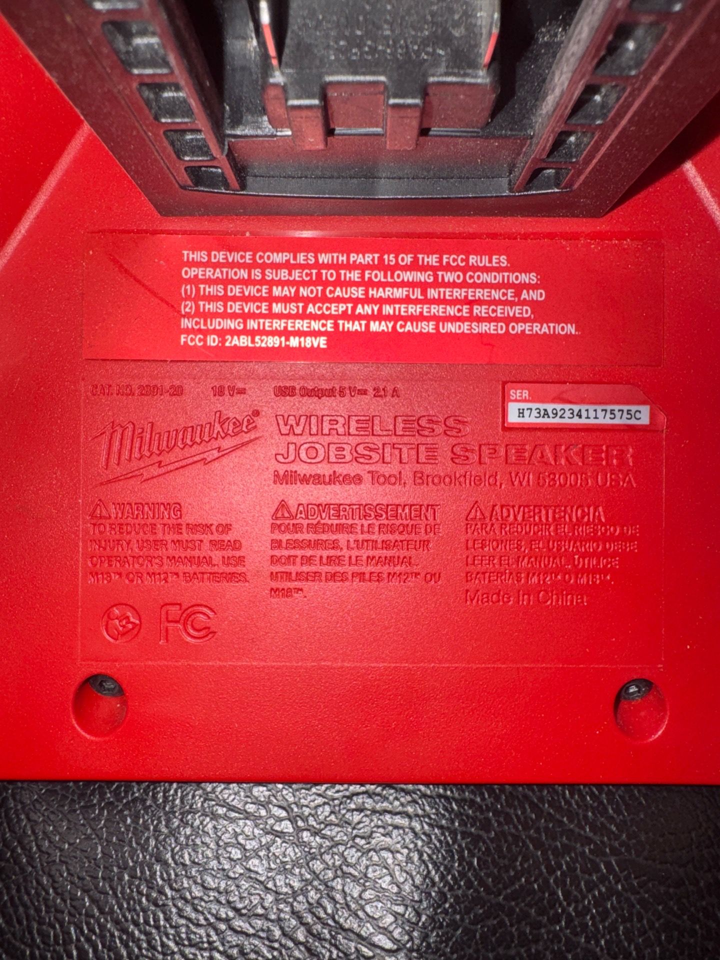 Milwaukee Bluetooth speaker - photo 3