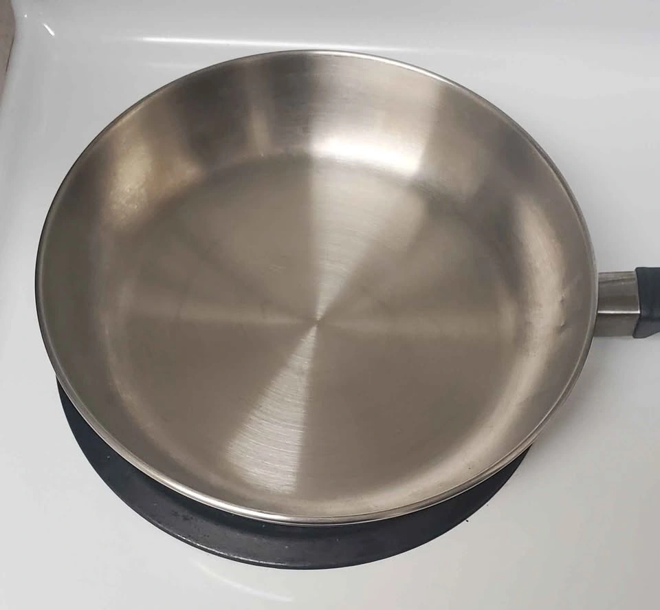 10" Meyer Stainless Steel Pan & BergaMoon Lid Combo - photo 5