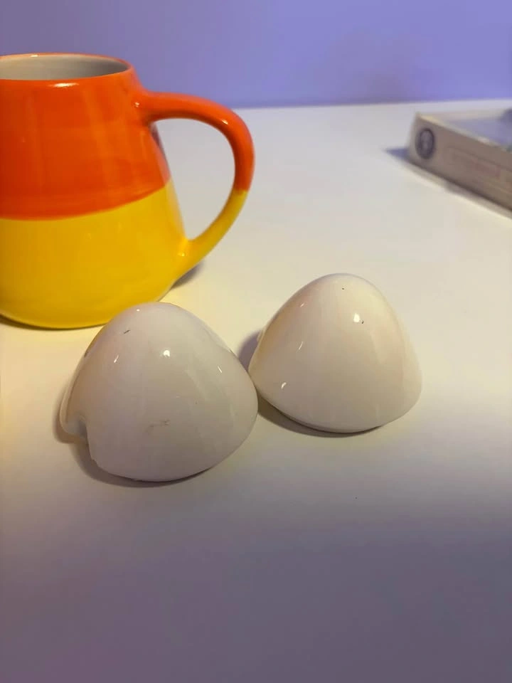 Halloween Candy Corn Coffee Mugs w/ one spoon - photo 3