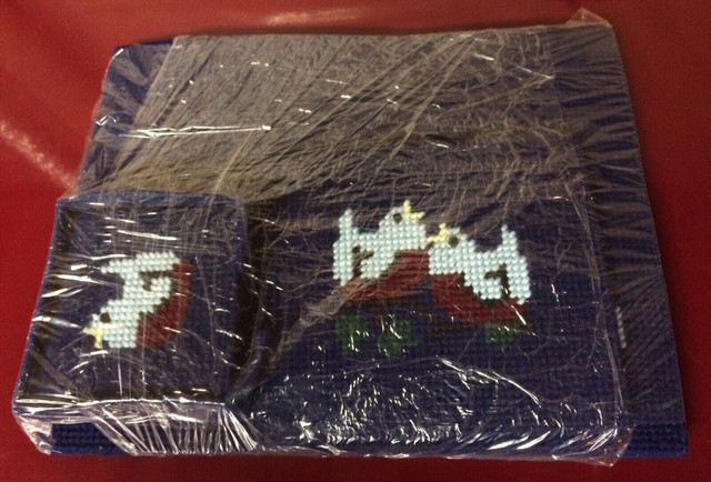 Bluebird Placemats, Trivets, Coasters Set For Sale