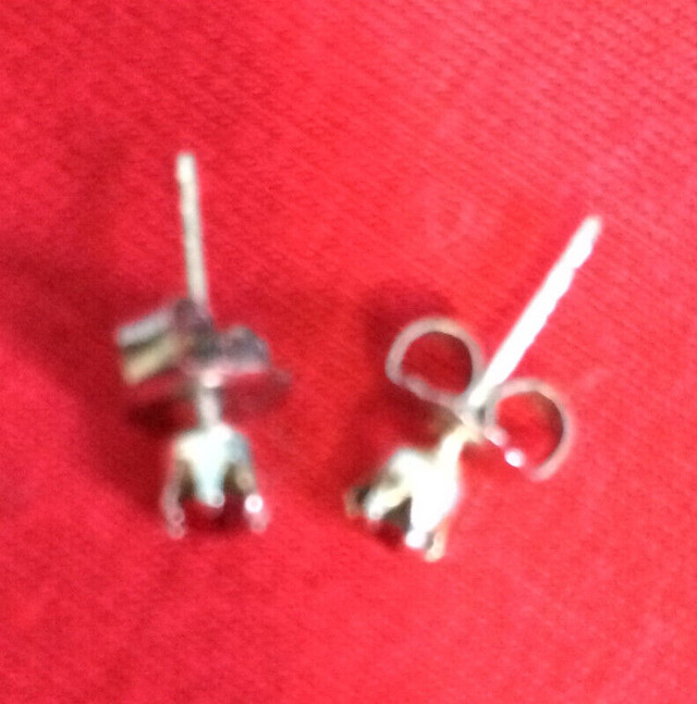Silver and Garnet-Style Earrings For Sale - photo 2