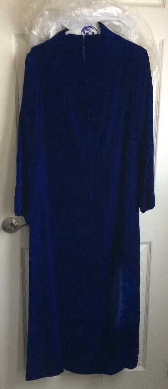 Vintage Blue Velvet Dress-Size 8-Medieval Robe Halloween Costume image indicator(2)