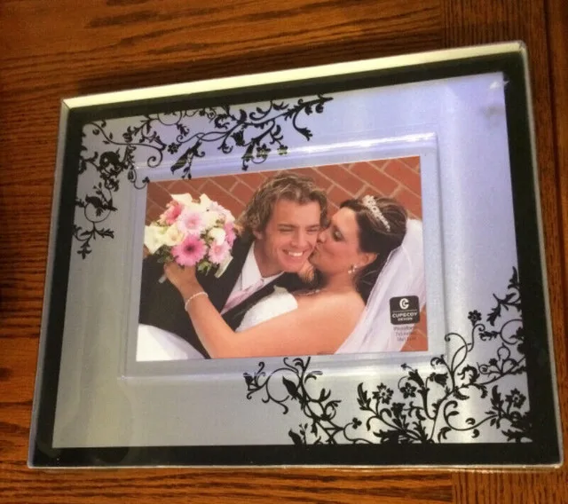 Picture Frame for Sale - New thumbnail