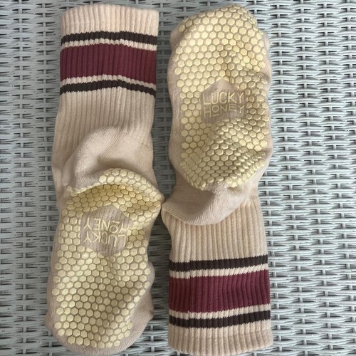 Y2K Retro Striped Athletic Grip Socks - photo 4