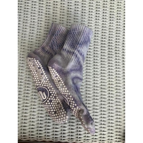 Y2K Vibe Purple & White Tie-Dye Athletic Grip Socks
