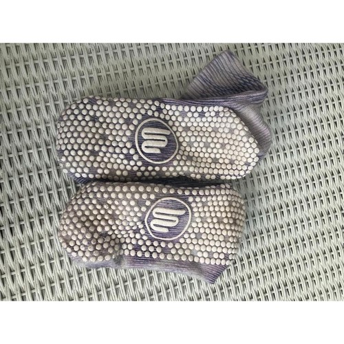 Y2K Vibe Purple & White Tie-Dye Athletic Grip Socks - photo 4