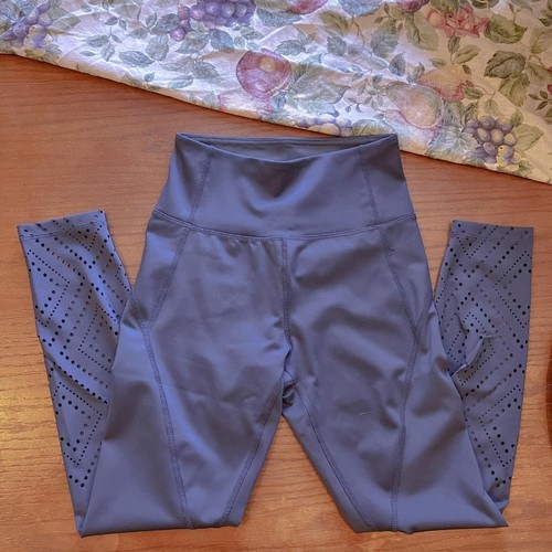 Y2K Marika Purple Laser Cut Active Leggings (Small) - photo 2