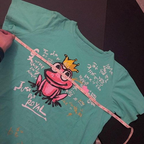 Royal Vibes Graffiti Frog Tee (Medium) - photo 4