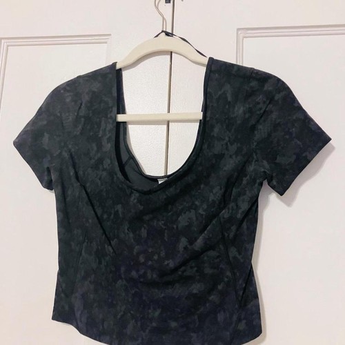 Grey Camo Lululemon Align T-Shirt (Incognito Camo, 6)