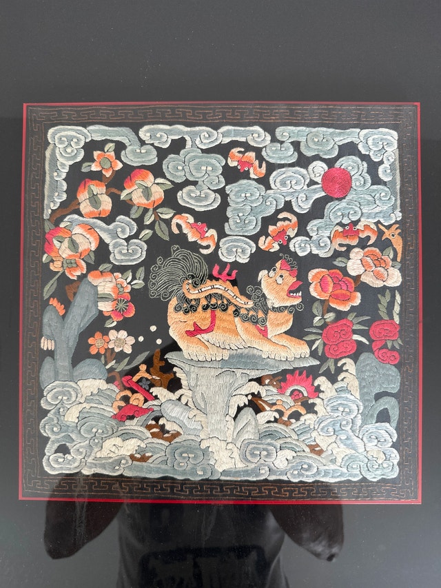 Antique framed Chinese Mandarin Foo-Lion Rank Badge (Buzi) - photo 2