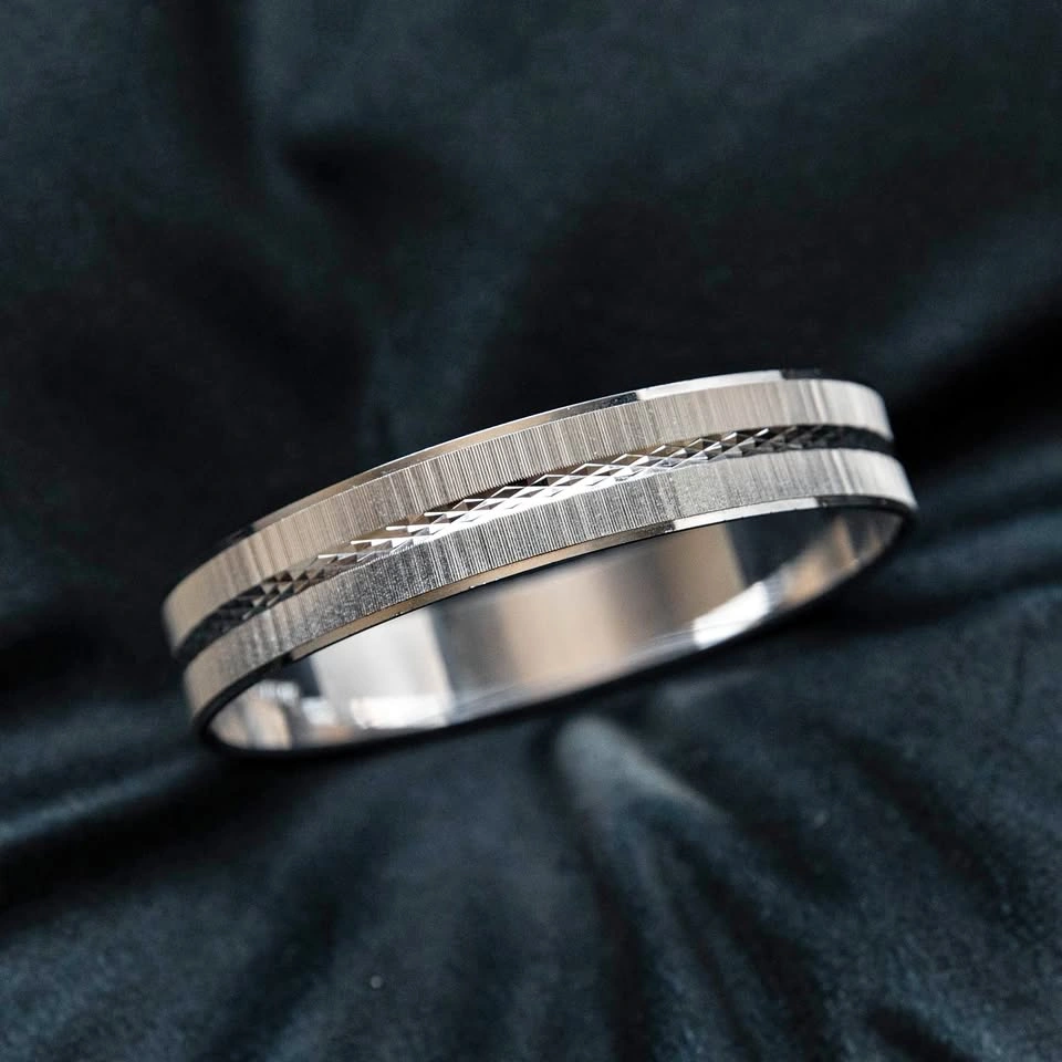 Vintage Trifari Silver Tone Bangle Bracelet - Brushed & Diamond
