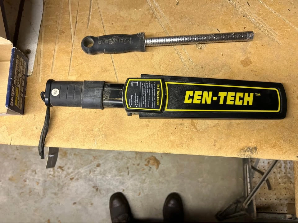 Metal Detector - photo 2