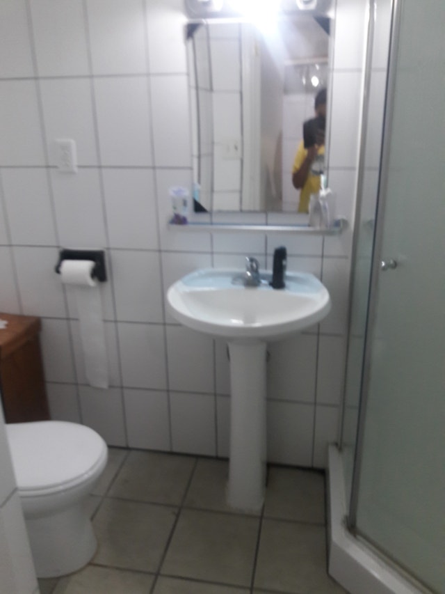 Private and sharing room for rent - photo 3