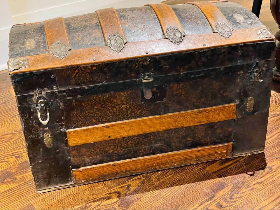 Vintage Dome Top Steamer Trunk