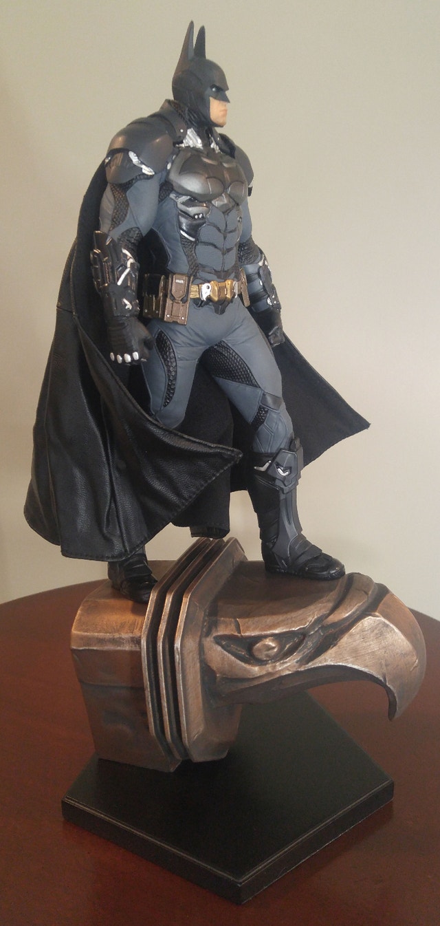 Iron Studios 1/10th Batman Statue - photo 5