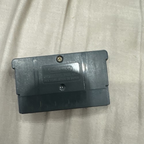 Yu-Gi-Oh The Sacred Cards ( Nintendo Game Boy Advance GBA ) - photo 2