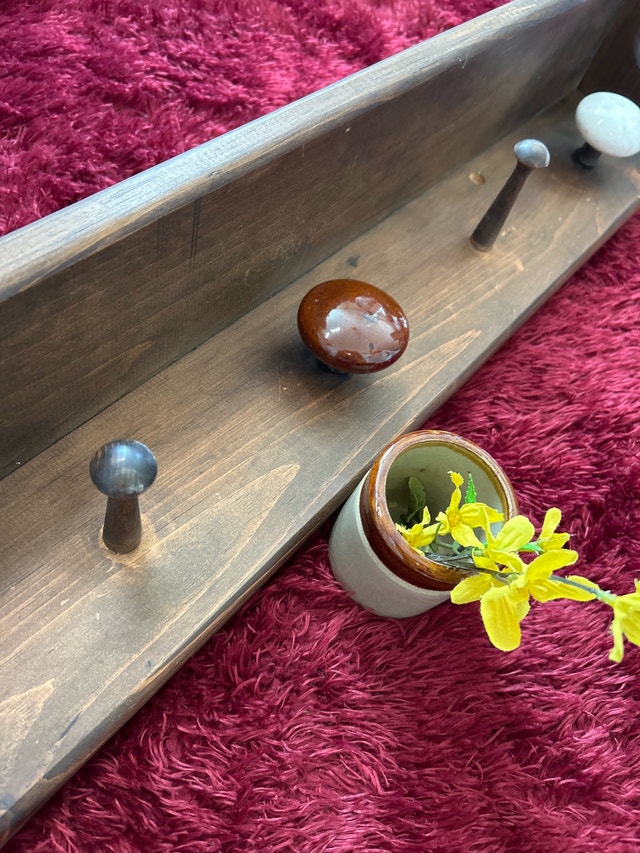 Vintage Antique Oak Porcelain Handle Coat Rack 32” - photo 3