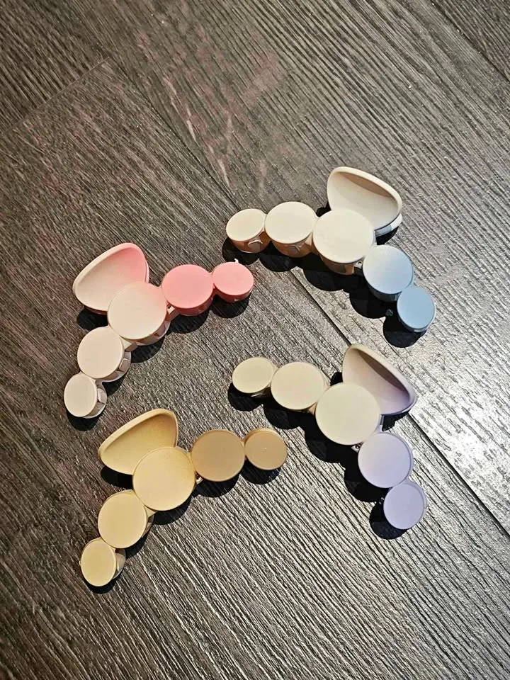 Brand New Hair Claw Clip