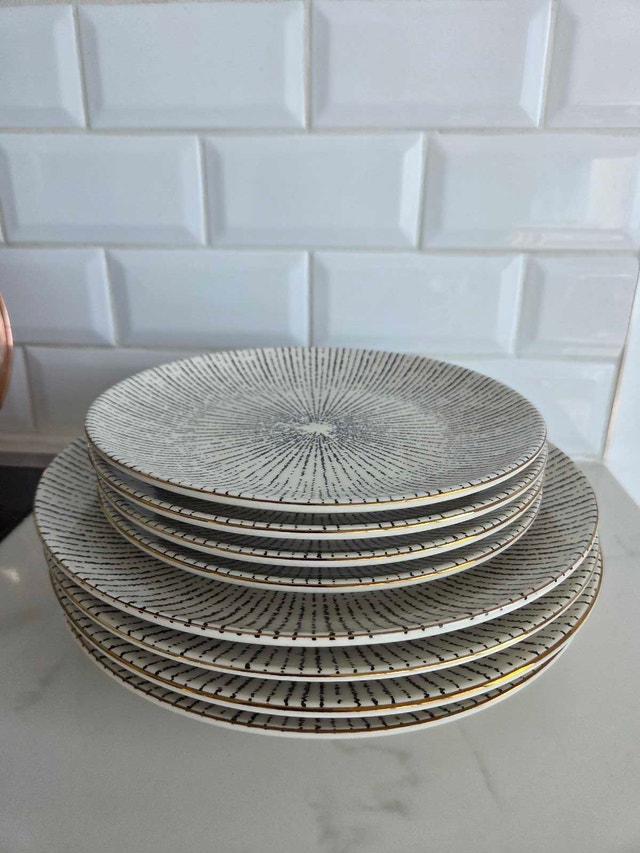 14 piece Thyme & Table Riley Ceramic Dinnerware Set - photo 5