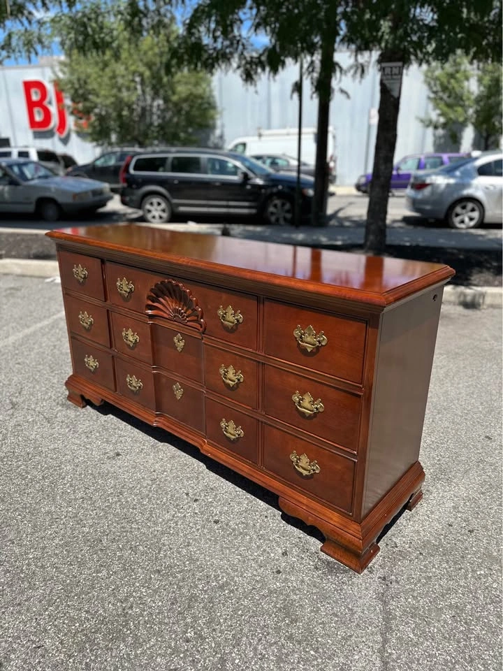 MCM 6 Drawer Dresser - photo 3