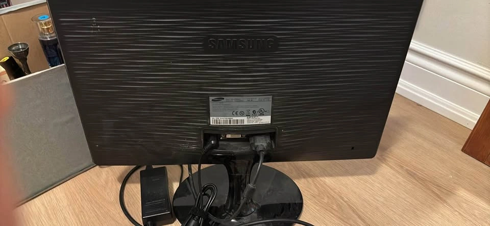 Samsung SyncMaster S20B300 Monitor 20-inch - photo 2