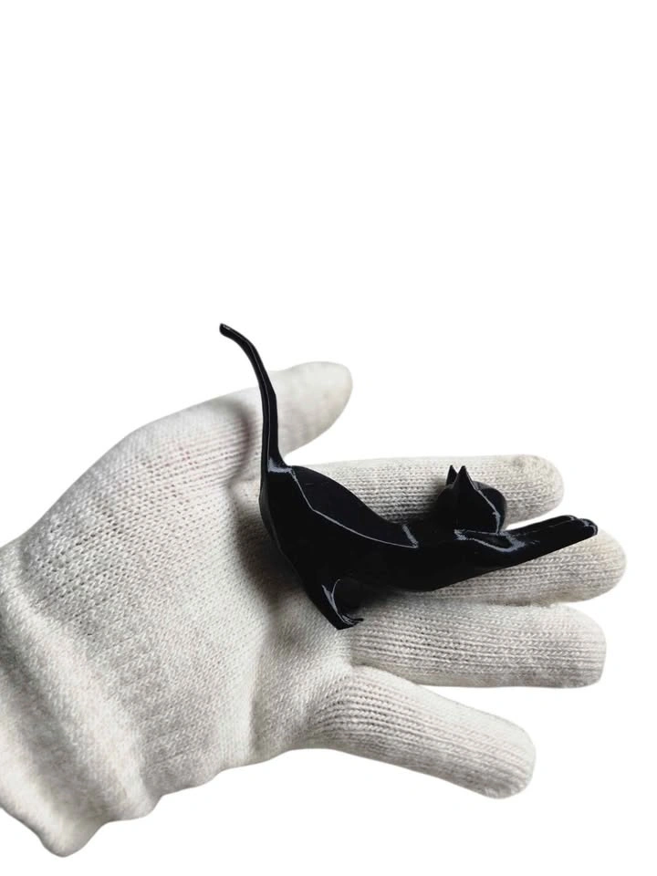 Black Cat Ring Holder – Glossy Resin Jewelry Stand - photo 4