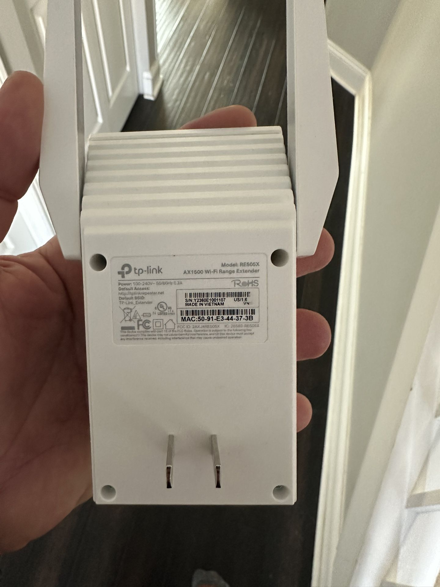 Archer AXE5400 Router And 2 Extenders - photo 3