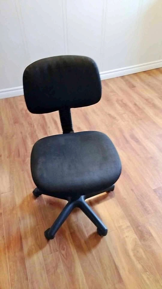 Black Armless Office Task Chair