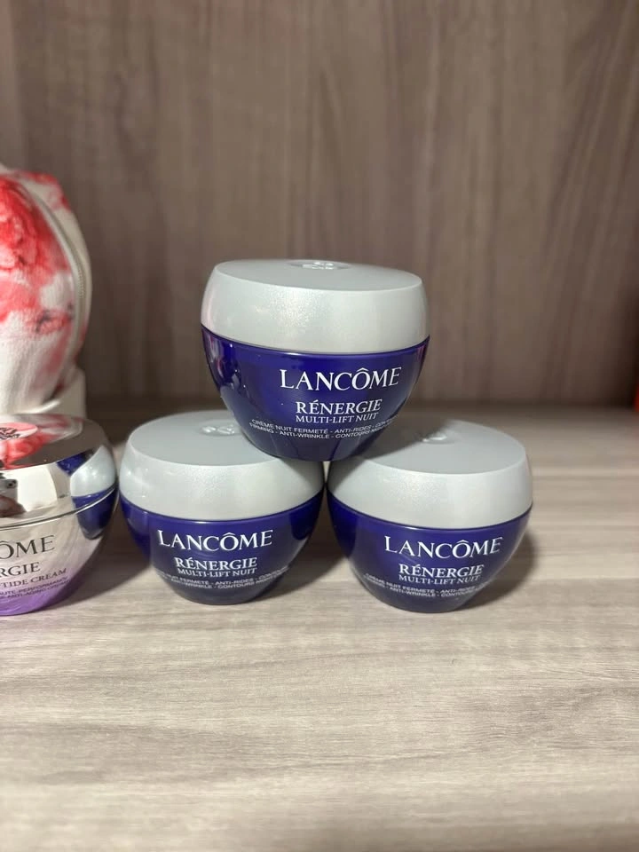 Lancôme Rénergie Skincare Set with Lip Gloss and Pouch - photo 3