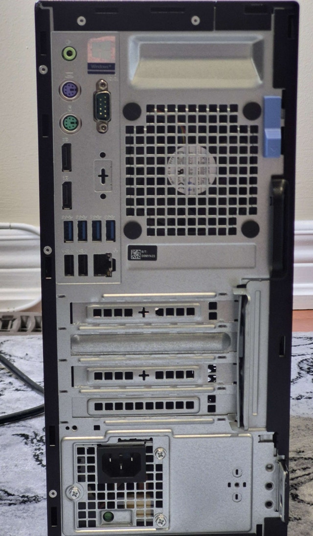 Dell OptiPlex 7070 i7 Desktop PC - photo 2