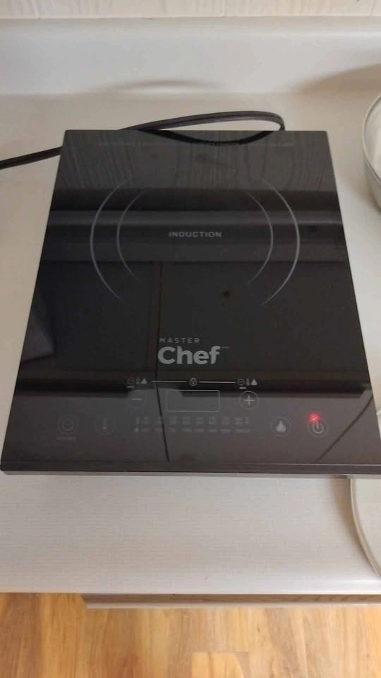 Master Chef Single Burner with 4pc Induction Pot Set - photo 2
