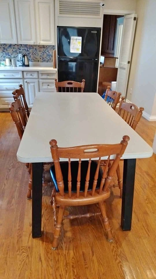 Oak 7-Piece Dining Set with 6 Chairs