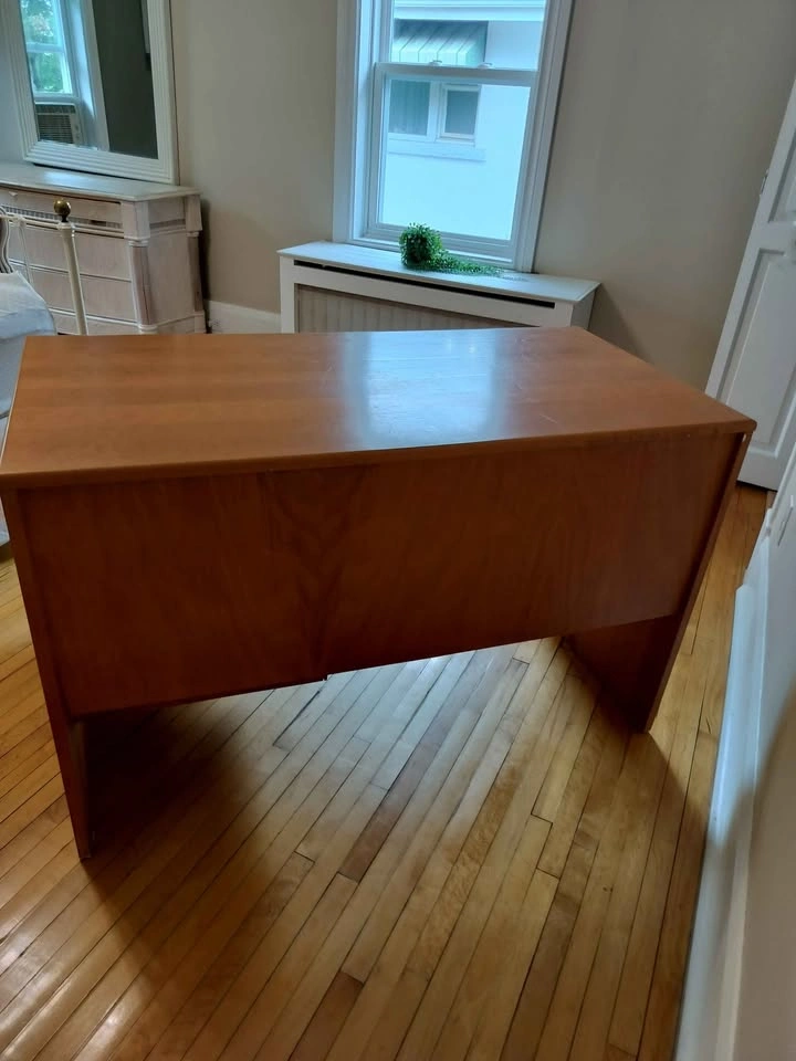 Solid Oak Computer Desk with Keyboard Tray - photo 5