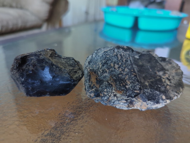 Assorted Raw Black Obsidian Glass Pieces - photo 3