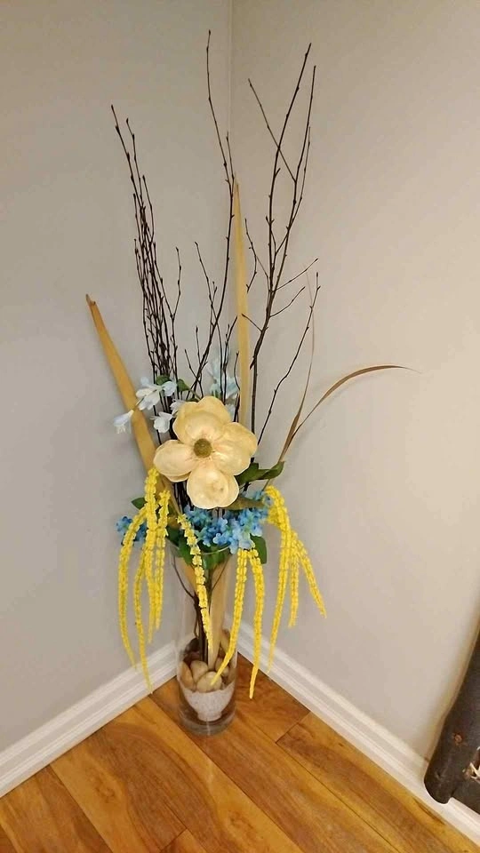 Floral Arrangement in Glass Vase