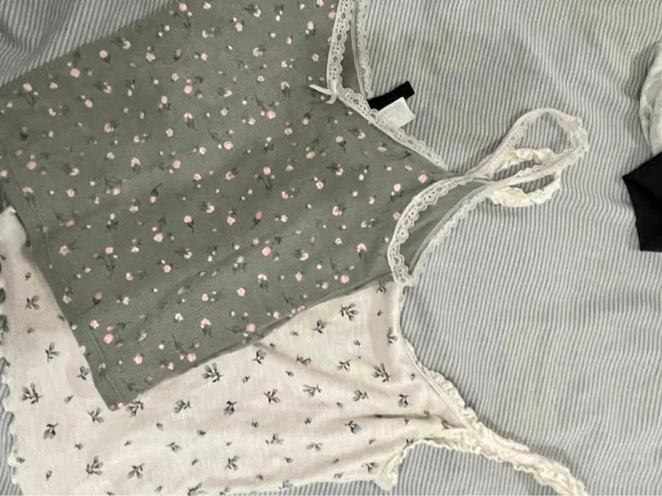 H&M floral tank tops with bows