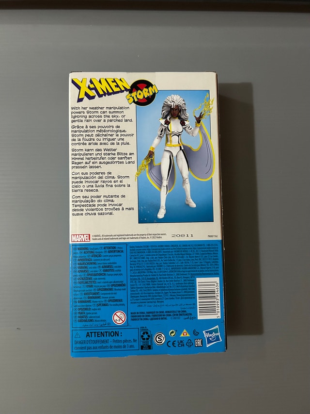 Hasbro Marvel Legends X-Men Animated Series Storm Figure - photo 2