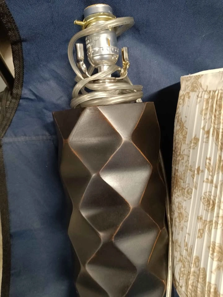 Geometric Faceted Table Lamp with Floral Pleated Shade - photo 2