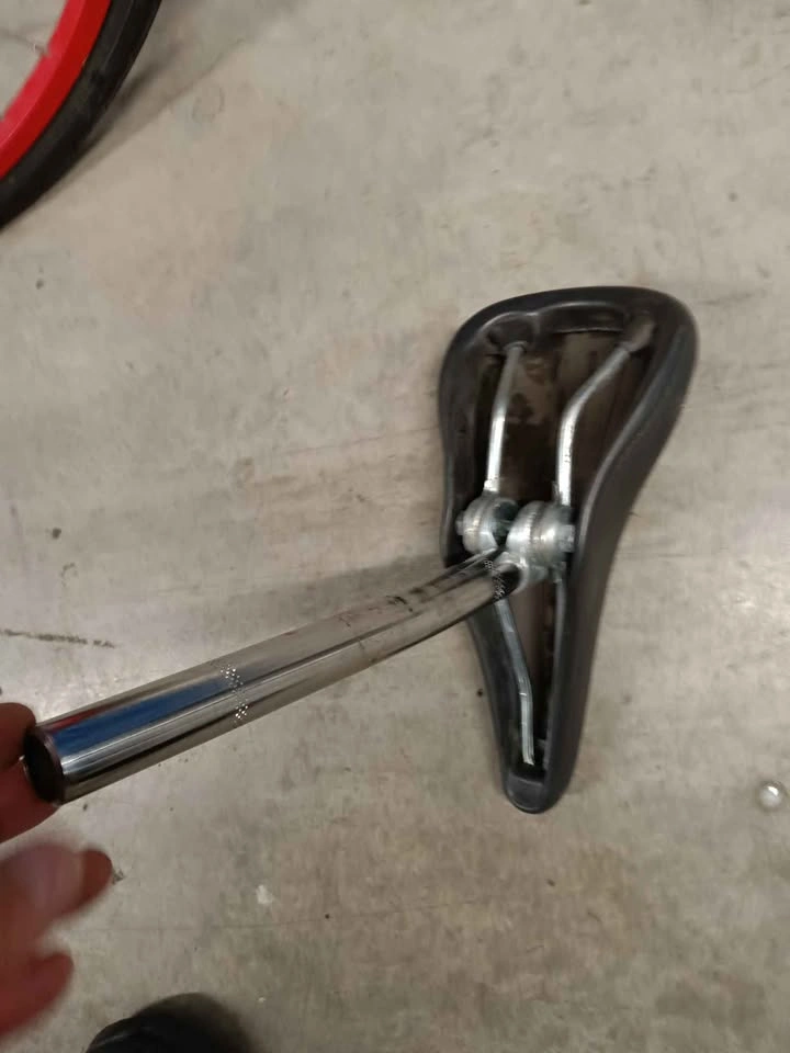 Porsche Bicycle Seat with Post - photo 2