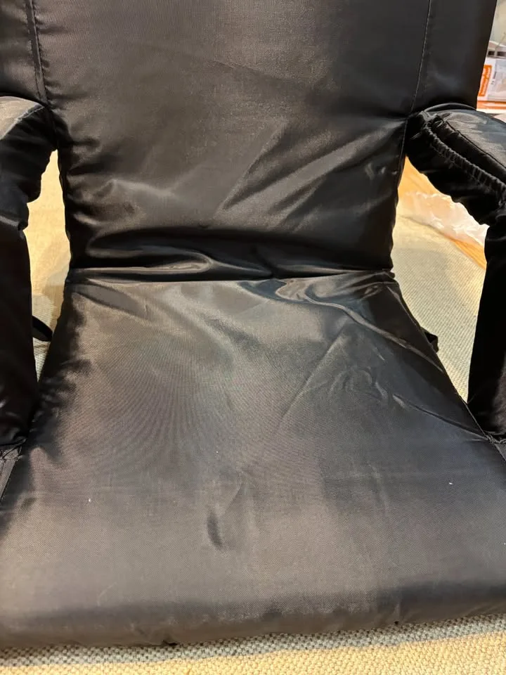 Heated Reclining Stadium Seat image indicator(4)